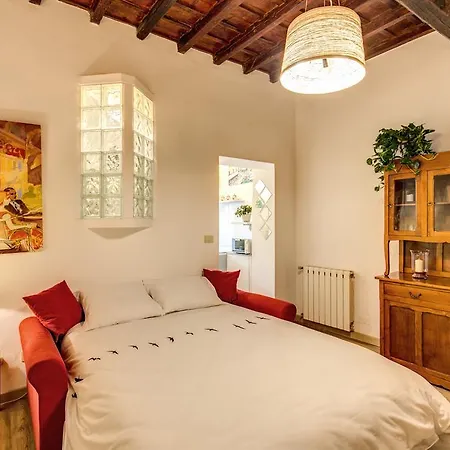 Apartament Magenta Deluxe Fienaroli 2 *